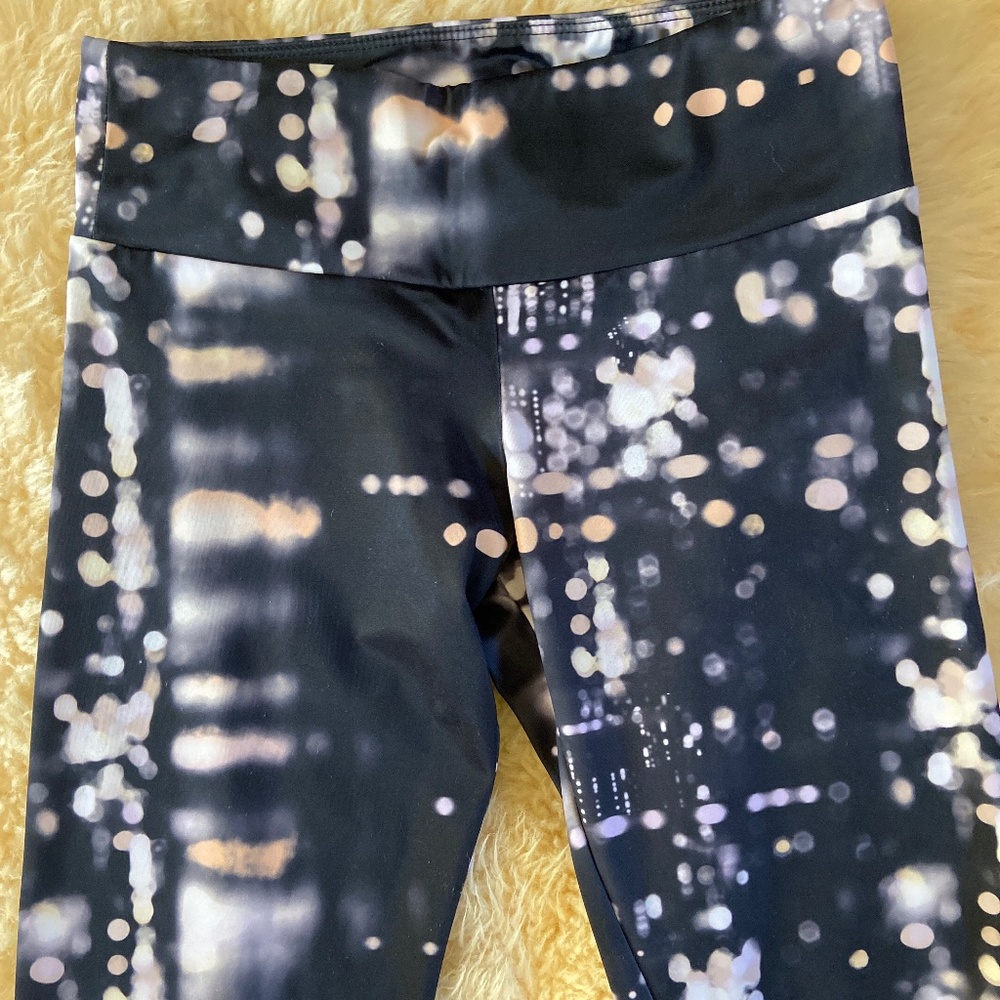 Onzie Leggings